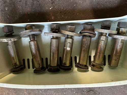 Rear wheel weight - wheel, bolt