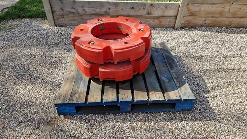 Pair fendt 285kg wheel - pair,