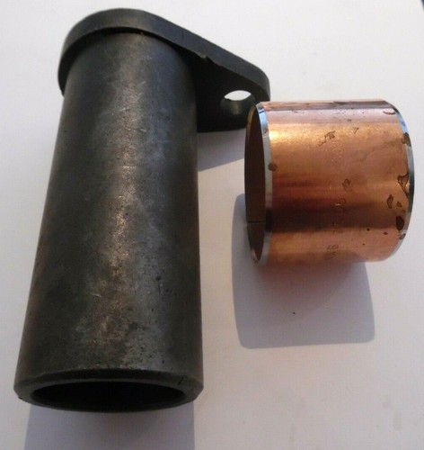 Front axle pin bush - front,